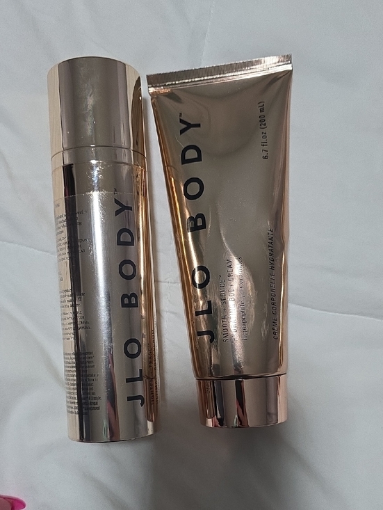 Jennifer Lopez Other - Jennifer Lopez Metallic Rose Gold Hydrating Body Cream